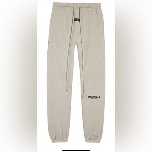 Fear of God Essentials Sweats -Dark Oatmeal in Medium. Worn once by daughter